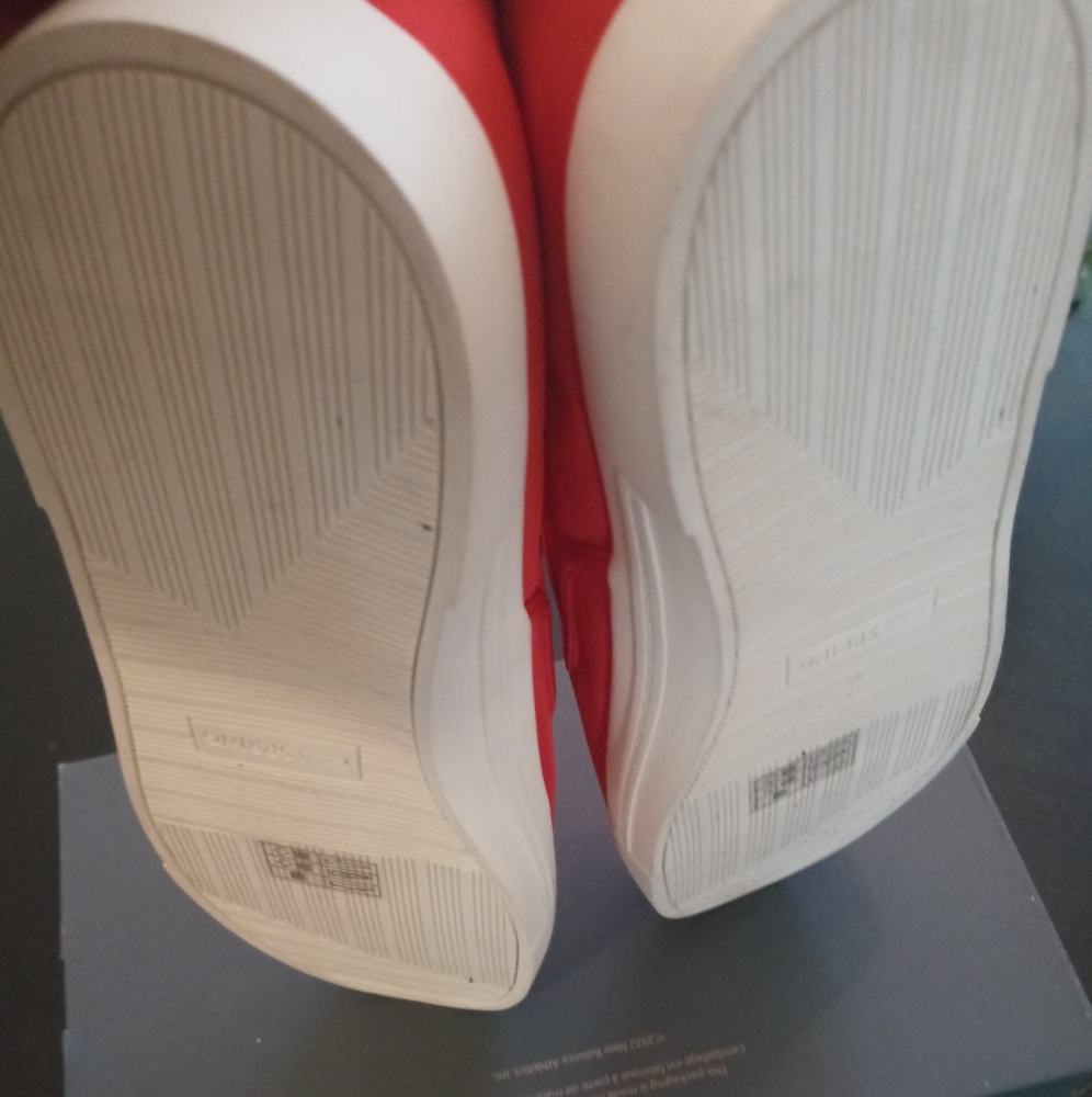 LOVAUDIEN Orange Slip On Shies - Picture 2 of 6